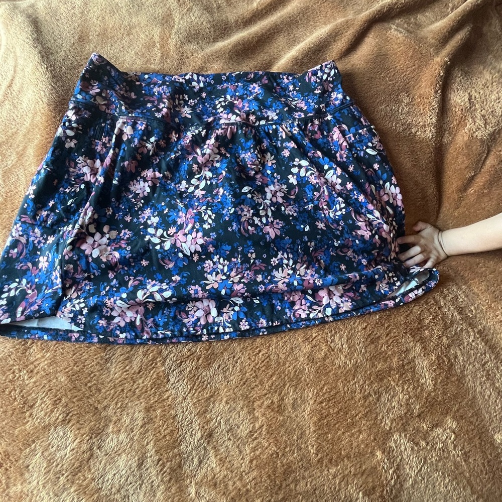 We Wander Athleisure Skort